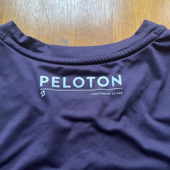 BUNDLE Peloton Purple Cranberry Standard Long Sleeve Shirt and Tank Top, Size M - Picture 9 of 12